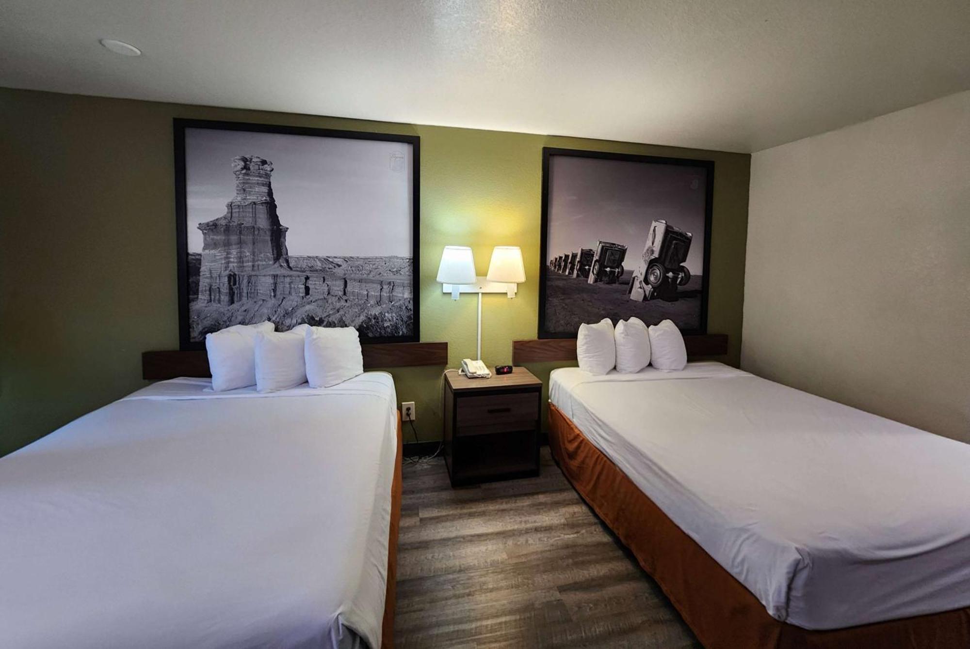 Super 8 By Wyndham Austin North/University Area Esterno foto