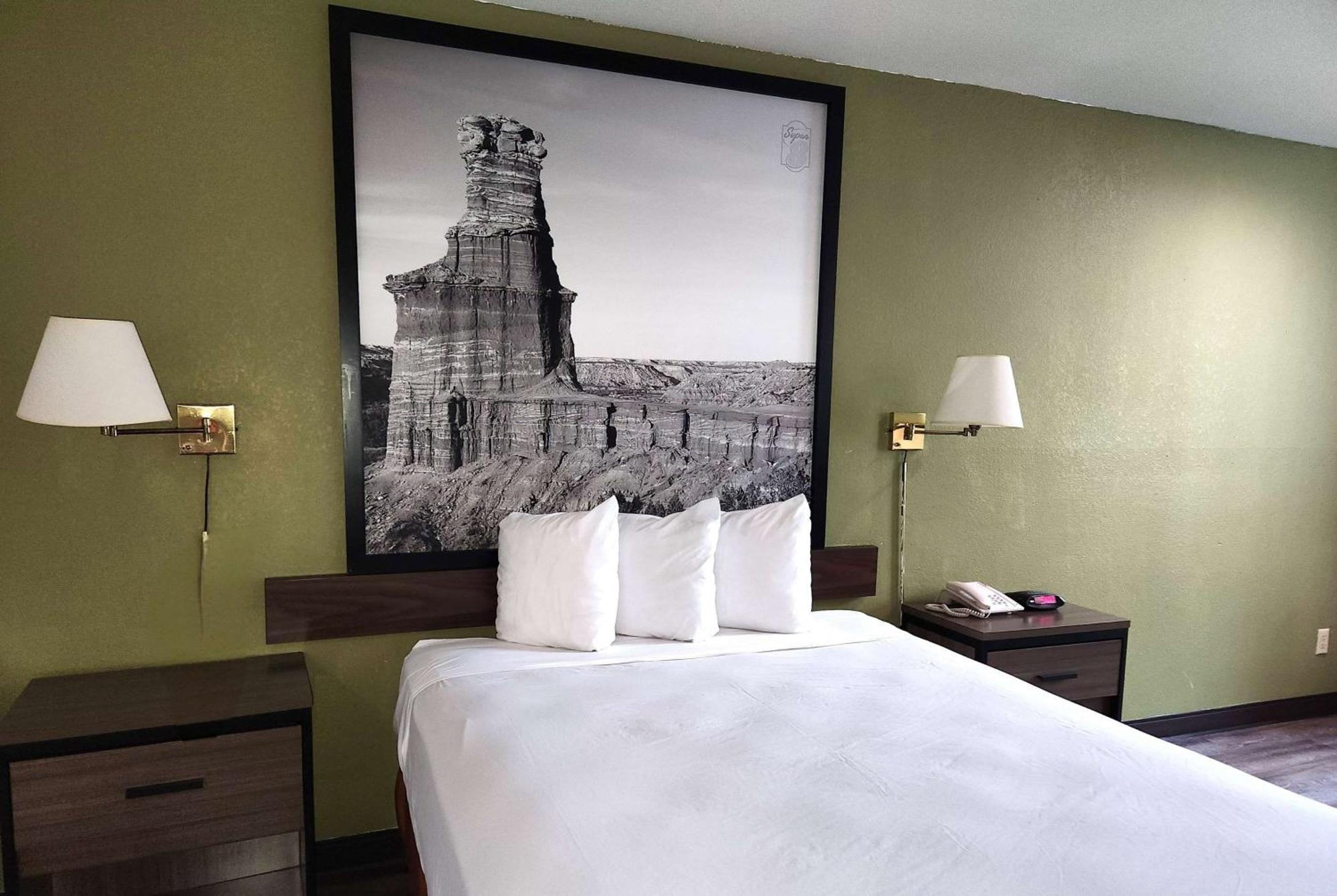 Super 8 By Wyndham Austin North/University Area Esterno foto