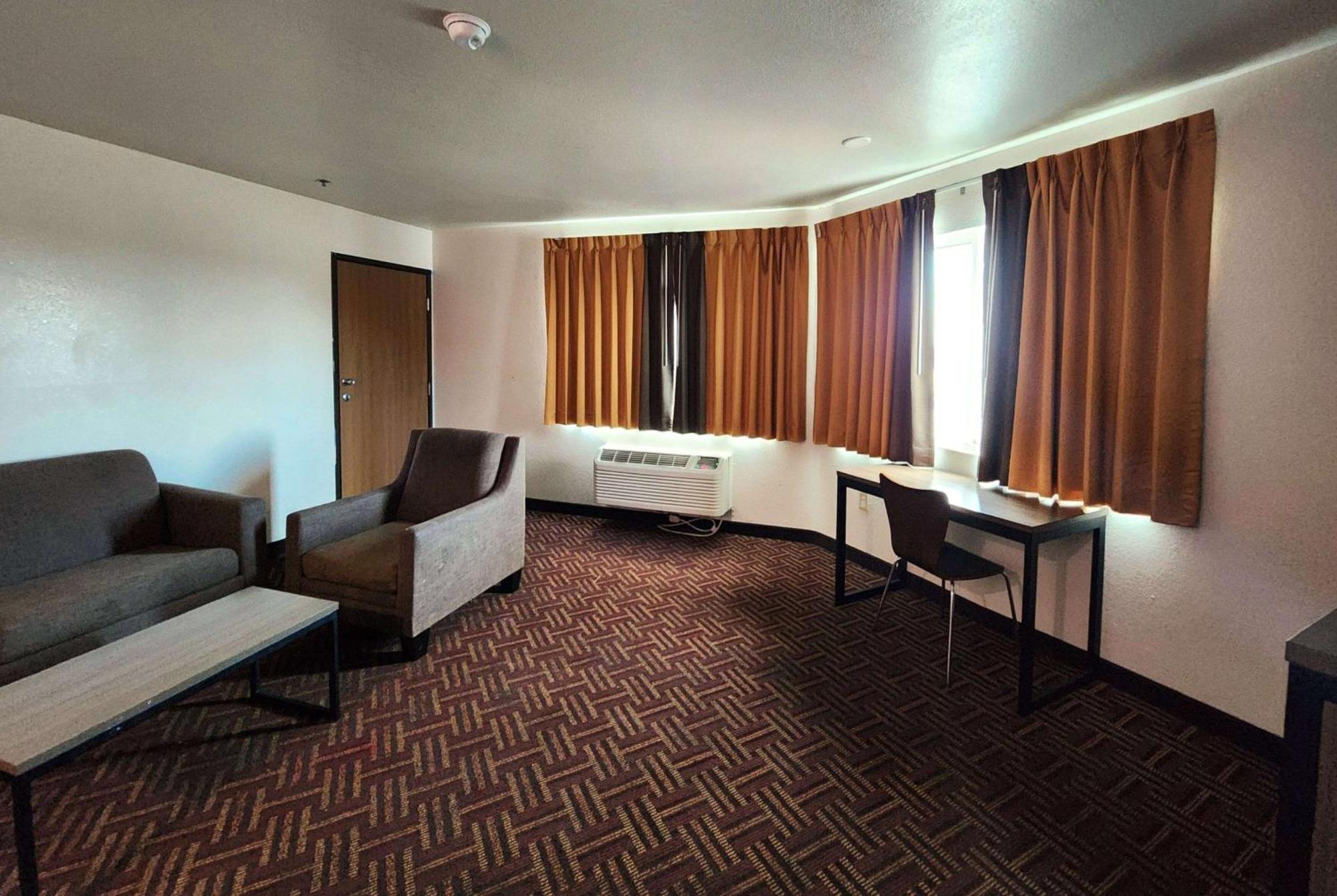 Super 8 By Wyndham Austin North/University Area Esterno foto