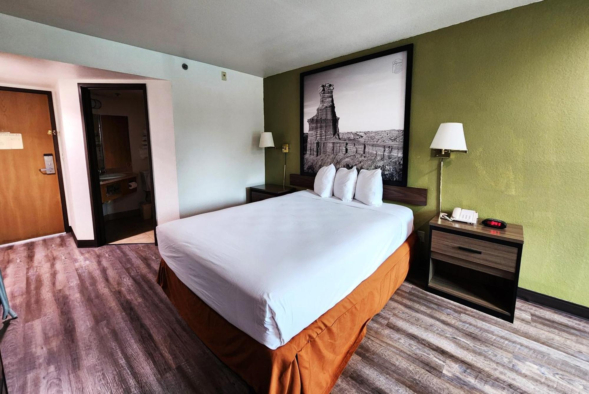 Super 8 By Wyndham Austin North/University Area Esterno foto